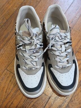 Coach Leopard Accent Low-Top Sneakers